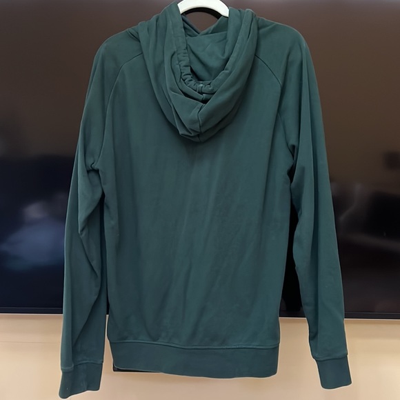 H&M Sweatshirt - Picture 2 of 2